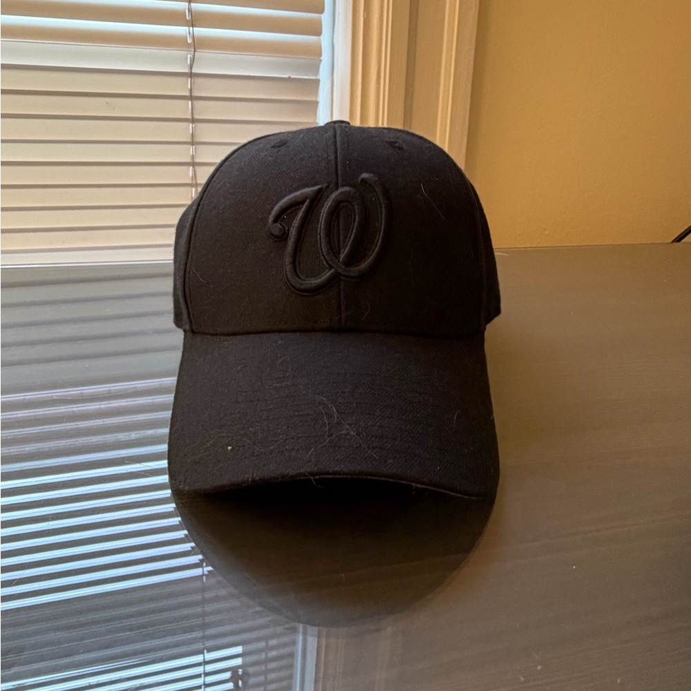 Black Embroidered 'W' Nationals Baseball Cap